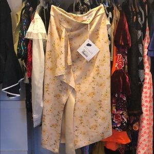 NWT Elliatt Faux Suede Floral MIDI Skirt XS